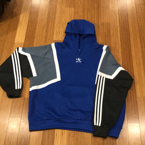 ADIDAS SWEATSHIRT